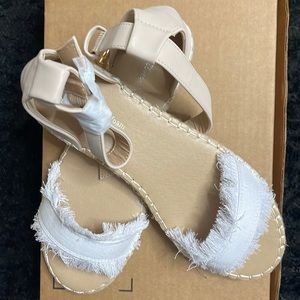 Womens sandals, new in box, white strap across the toes and pink on the heel